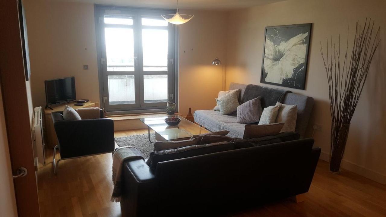 Sky Night Serviced Apartments كارديف المظهر الخارجي الصورة