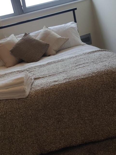 Sky Night Serviced Apartments كارديف المظهر الخارجي الصورة